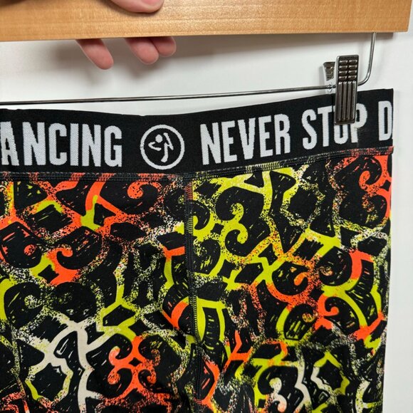 Zumba Wear Women's Leggings Black Orange Yellow Size Small Activewear Abstract - Picture 6 of 15